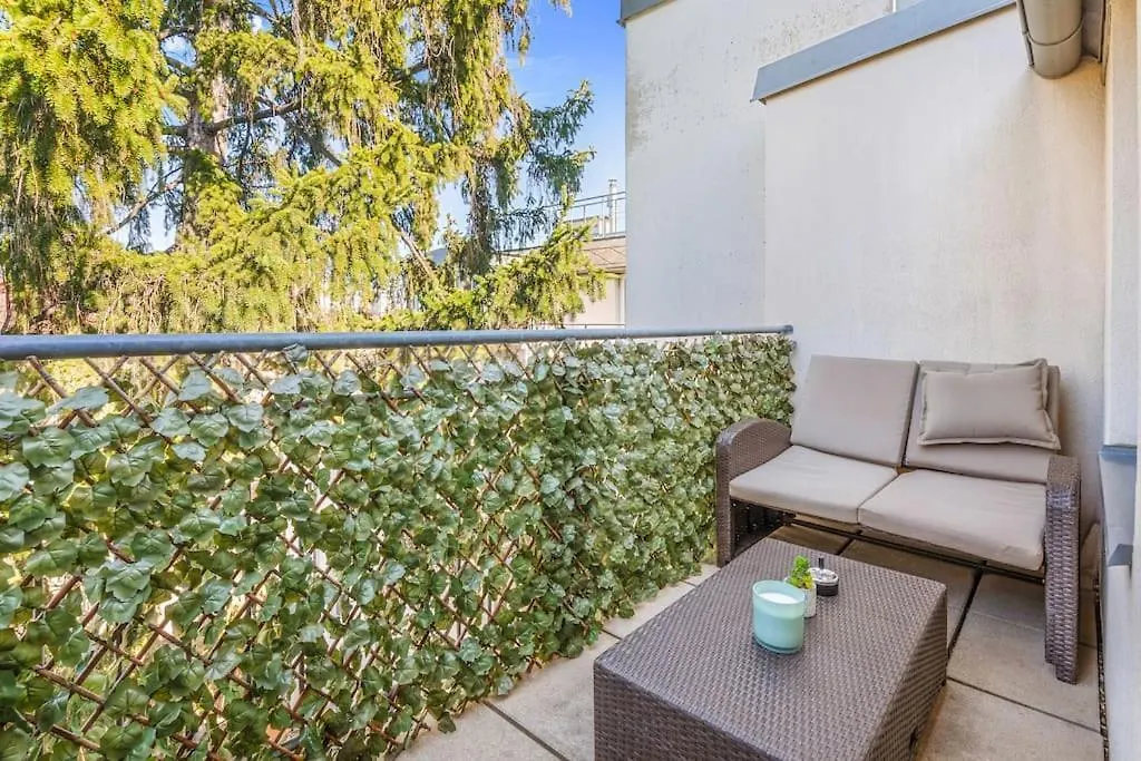 2 Seperate Full Apartments / 5 Bedroom / Rooftop / Vídeň
